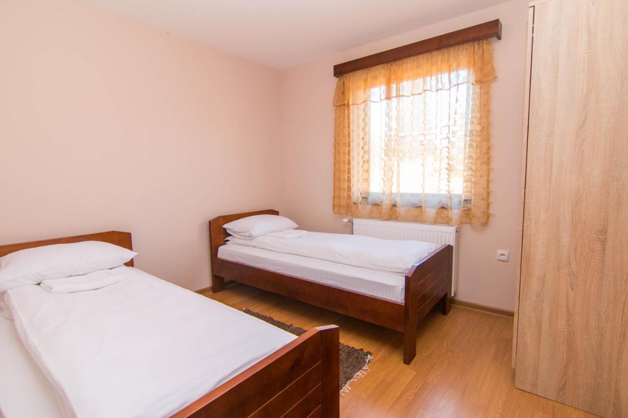Apartmani Suncani breg Tara Mitrovac Bagian luar foto